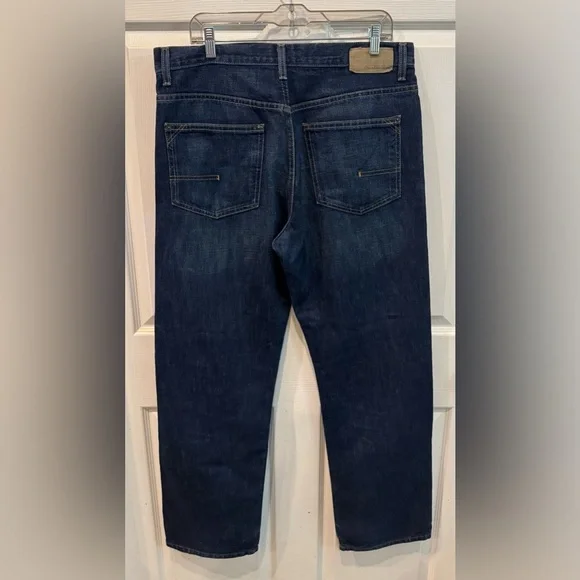 Calvin Klein Jeans Men’s Size 34x32 Denim Blue Jeans Relaxed Straight Leg - Picture 2 of 9